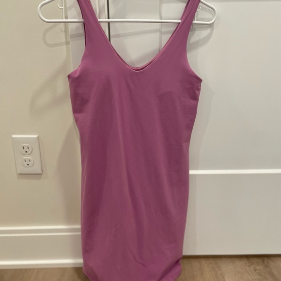 Athleta Xs Bundle, two square neck tops, one dress and one cropped zip up - Picture 9 of 11
